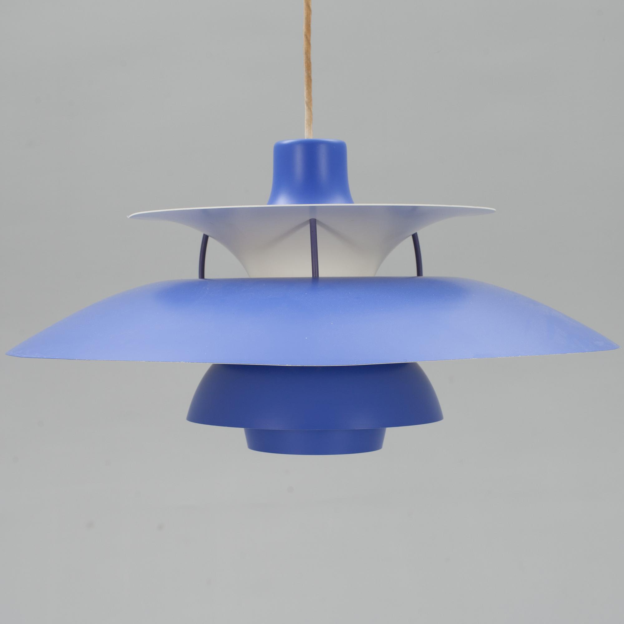 TAKLAMPA, PH-5, Poul Henningsen för Louis Poulsen, Danmark, 1900-talets andra hälft.