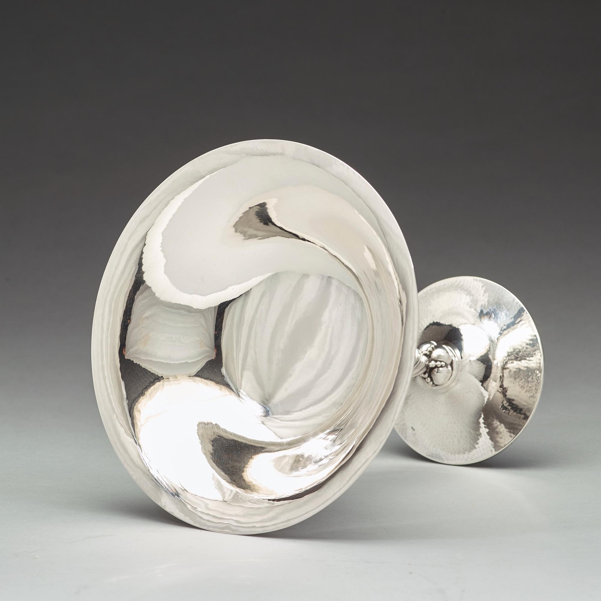 Georg Jensen, A Georg Jensen sterling bowl, Copenhagen 1925-32, design nr 264 A.
