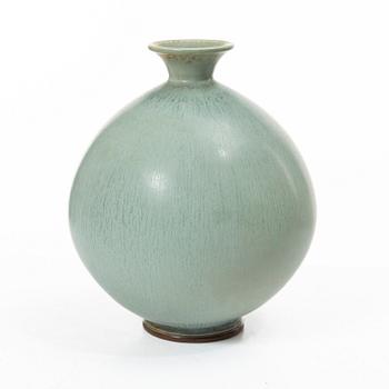 Berndt Friberg, vase, stoneware, Gustavsberg Studio 1974.