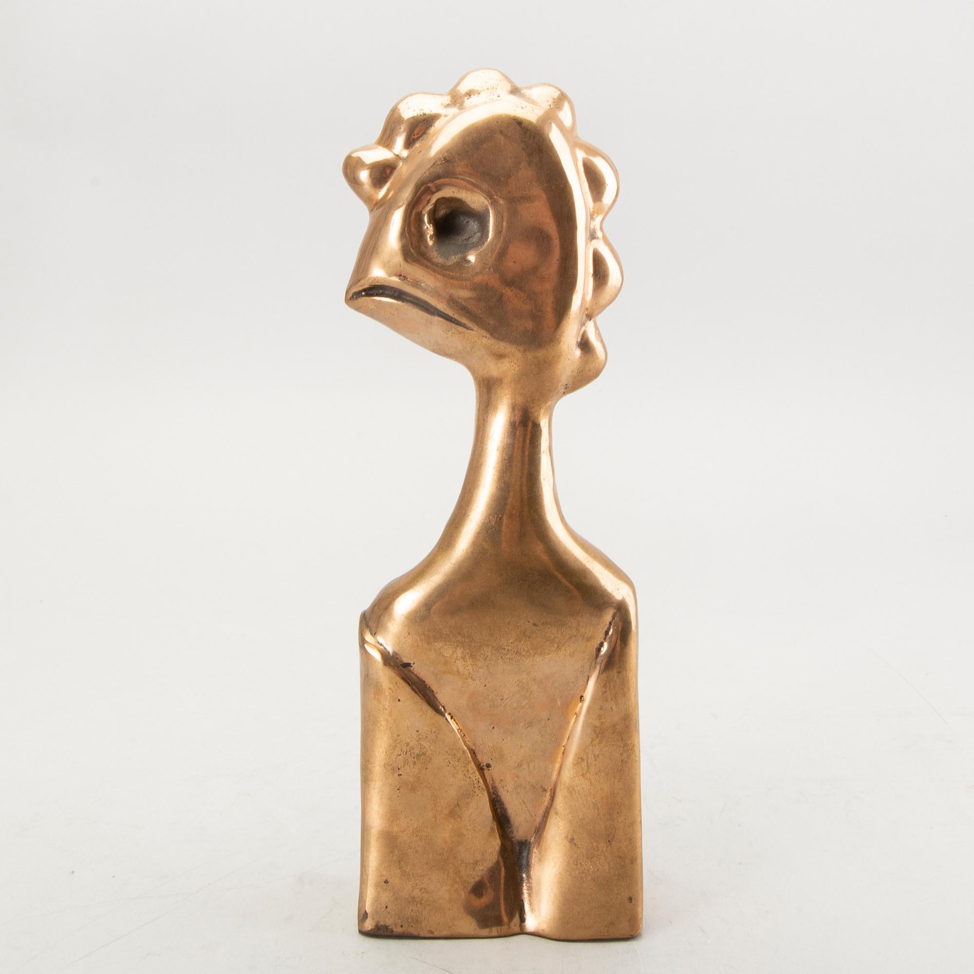 Svend Ritter, a bronze sculpture.