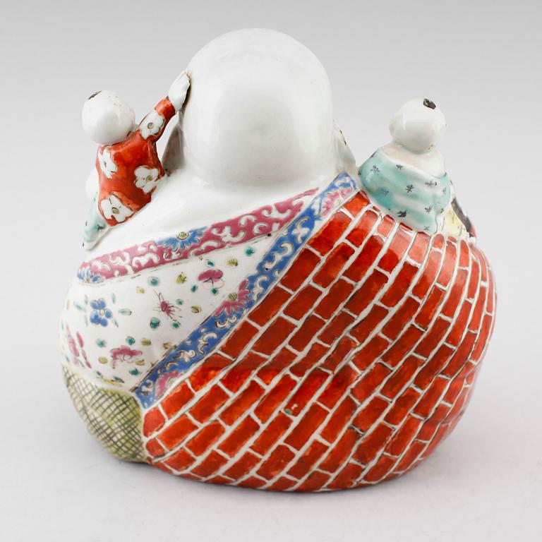 FIGUR, Kina, 1900-talets mitt.