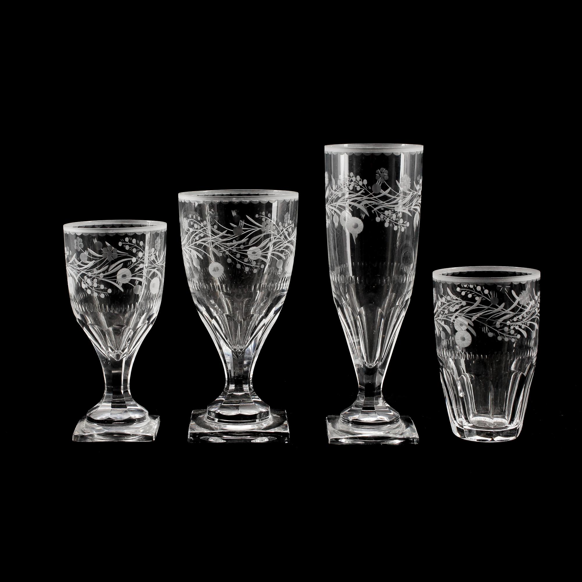 GLASSERVIS, 84 delar, "Koskull", Kosta.