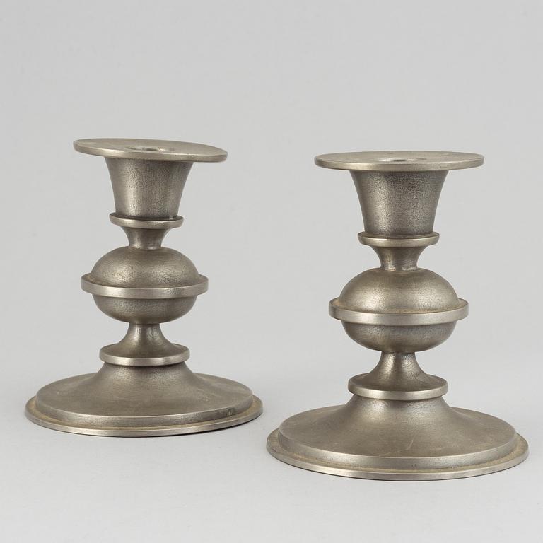 Edvin Ollers, a pair of pewter candlesticks, Schreuder & Olsson, Stockholm 1973.
