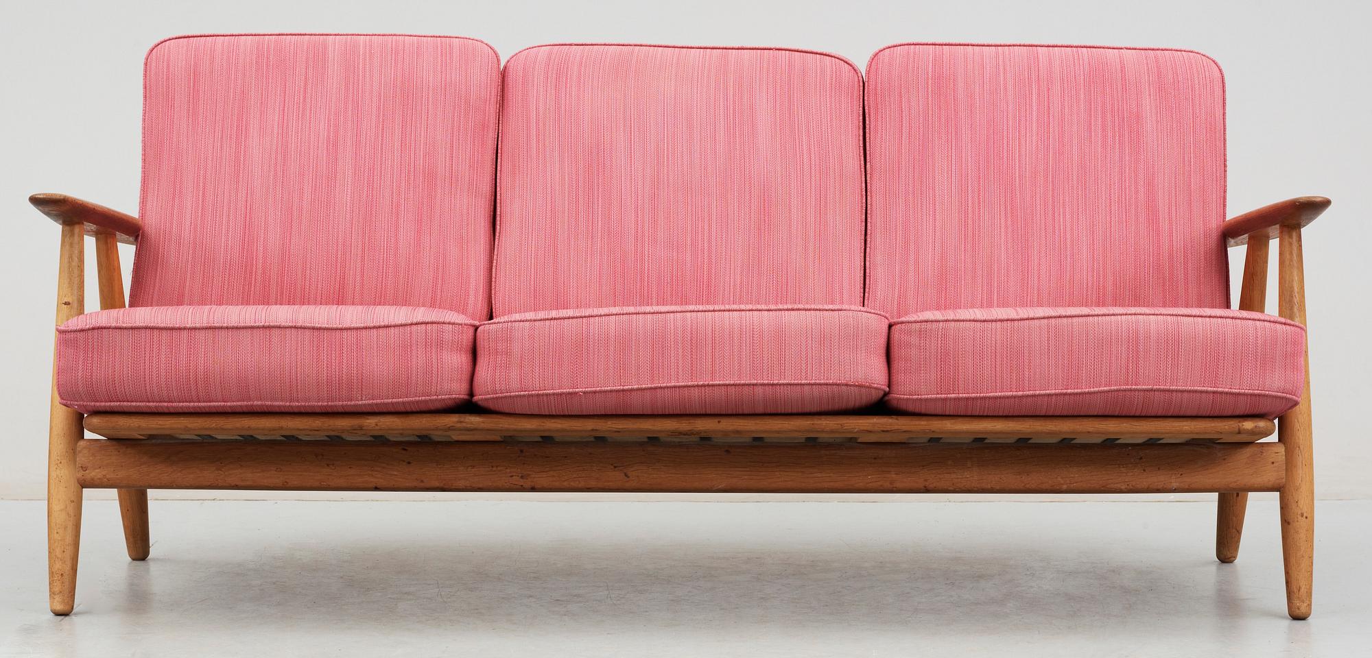 SOFFA, "Cigarren", Hans J Wegner för Getama, Danmark, 1900-talets mitt.