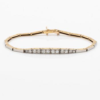 Armband, 14K guld med gammalslipade diamanter.
