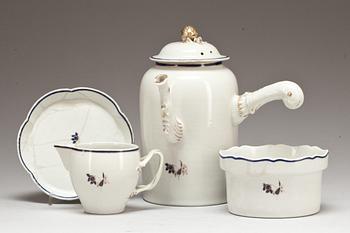 KAFFESERVIS, 4 delar, porslin. Kina, Qianglong 1736-1795).