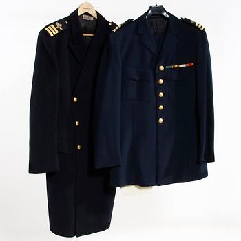 UNIFORMER, 2 st, Kapten, Flygvapnet. 