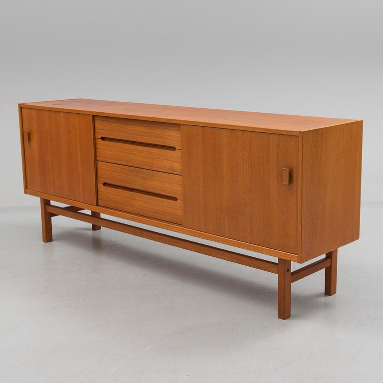 SIDEBOARD, "Arild", Nils Johnsson, Troeds, Bjärnum, 1900-talets andra hälft.