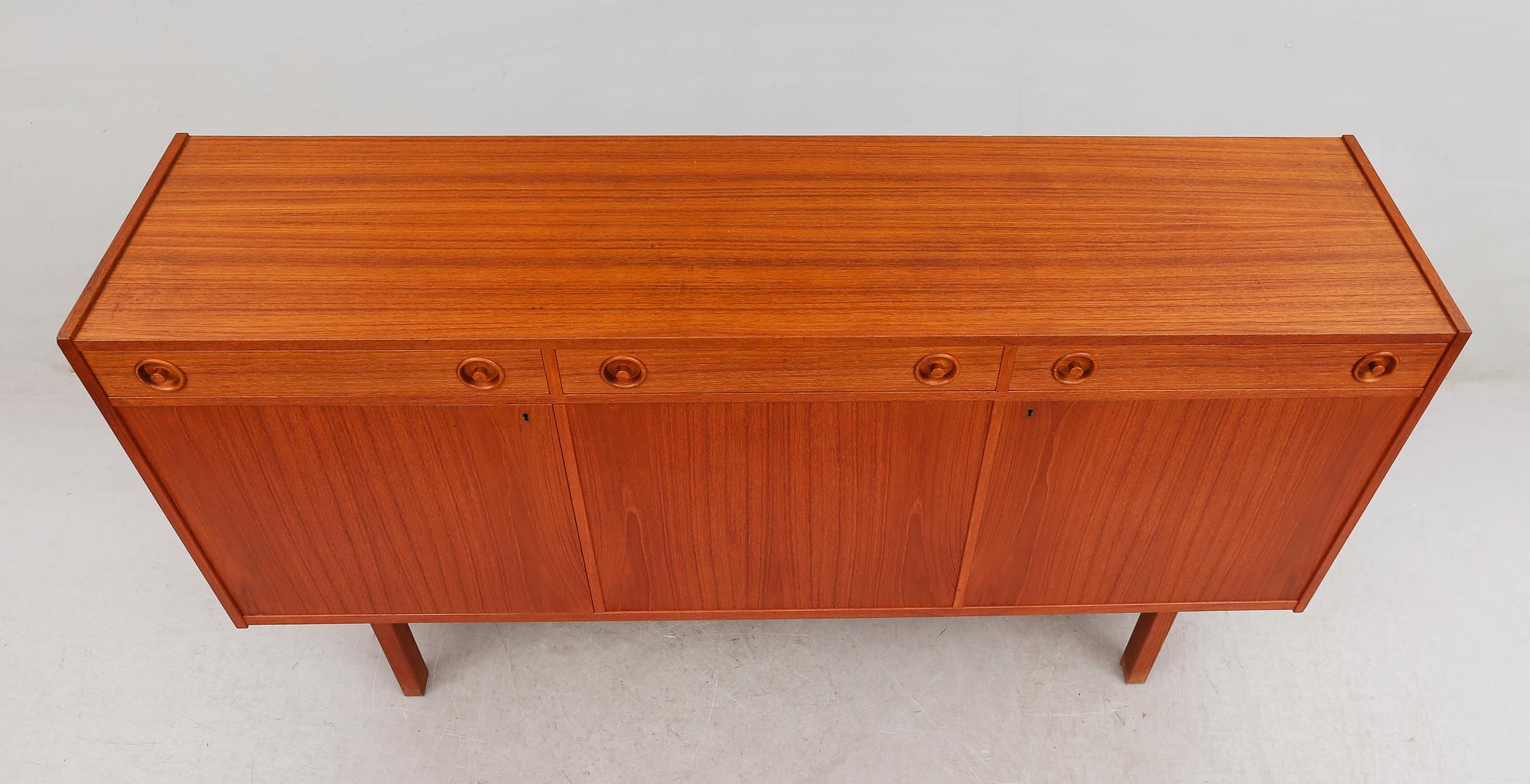 SIDEBOARD, 1900-talets andra hälft.