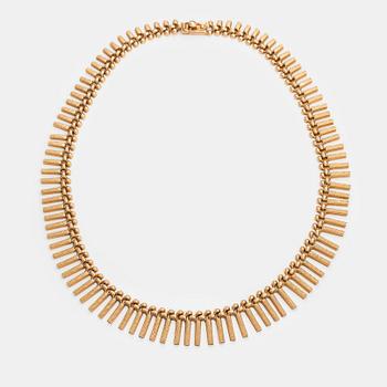 An 18K gold necklace. Vicenza, Italy mid 20th century.