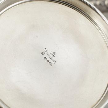 A three pieces silver coffee service from CG Hallberg, Stockholm 1916.