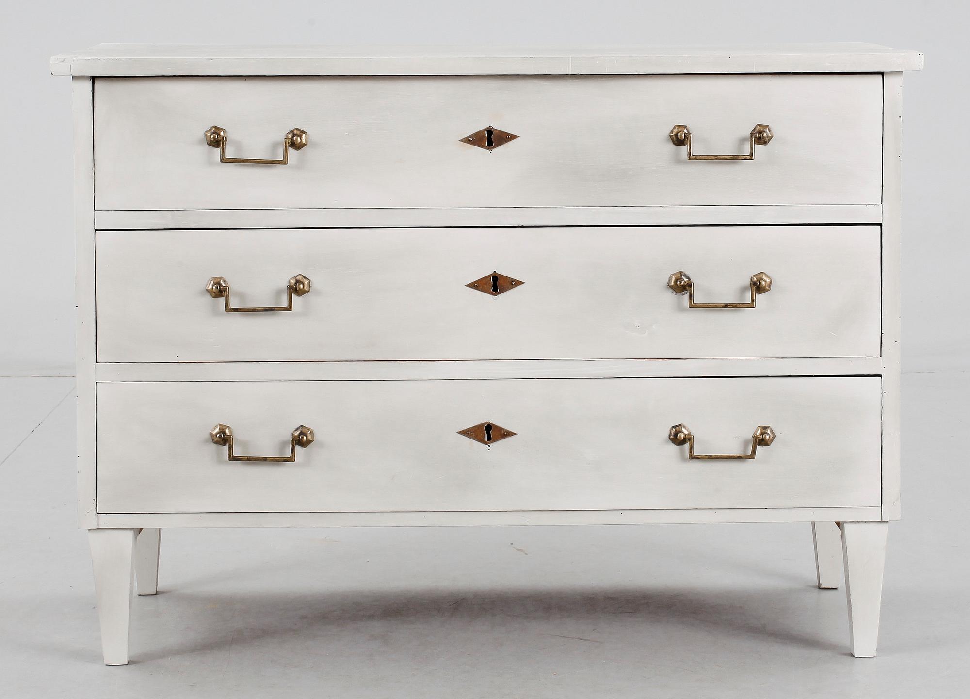 BYRÅ, sengustaviansk ca år 1800.