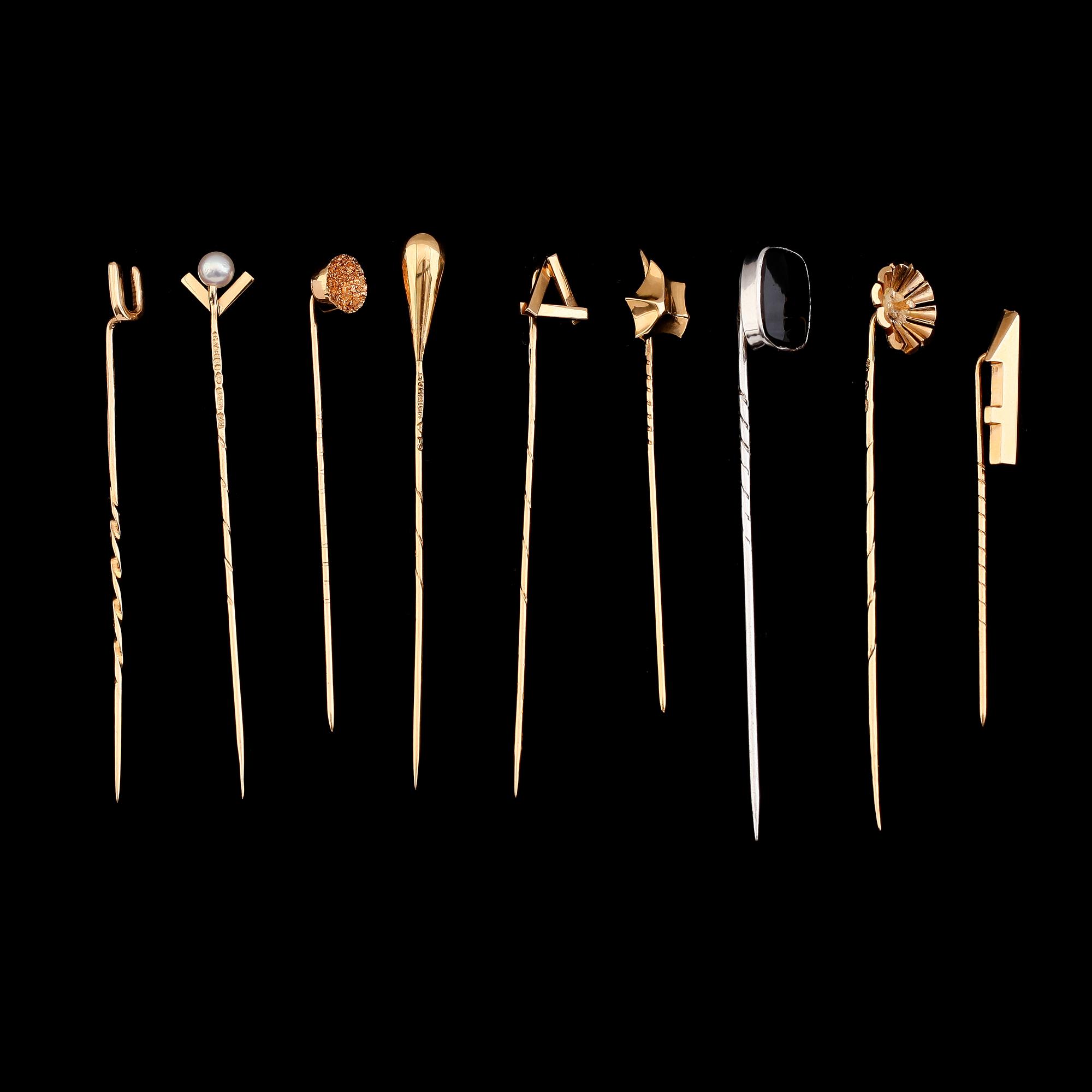 SLIPSNÅLAR, 9 st, 18 k guld. Total vikt ca 10 gram.