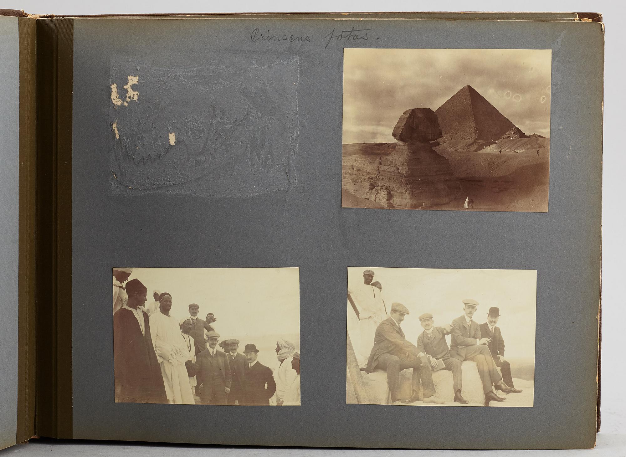 FOTOALBUM,   MEDELHAVSKRYSSNING 1905-06 MED KORVETTEN FREJA.