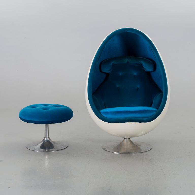 Henrik Thor-Larsen, HENRIK THOR-LARSEN, an "Ovalia" easy chair and ottoman, for Torlan AB, Sweden 1960-70's.