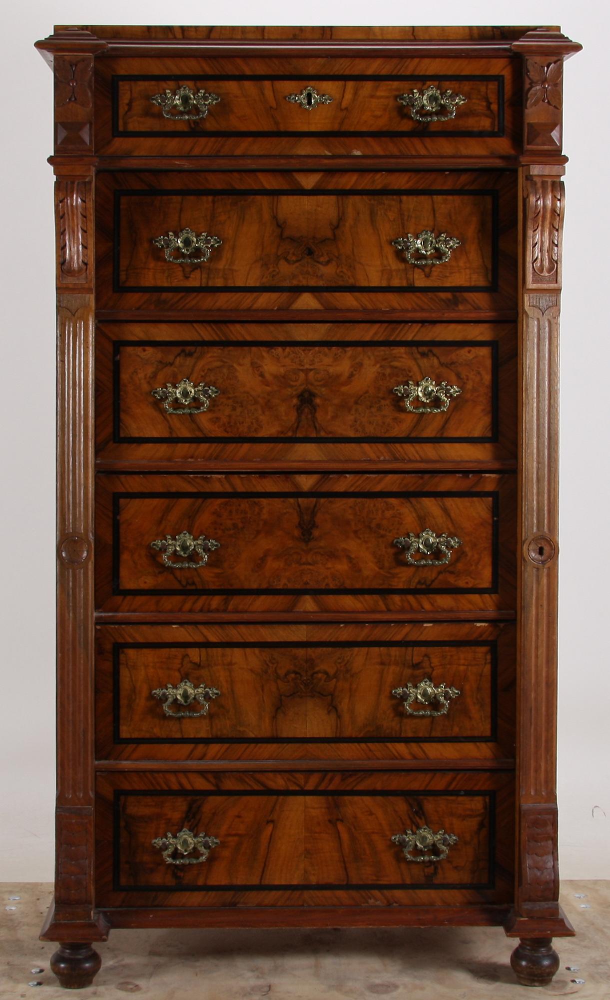 BYRÅ, nyrenässans, 1800-talets slut.