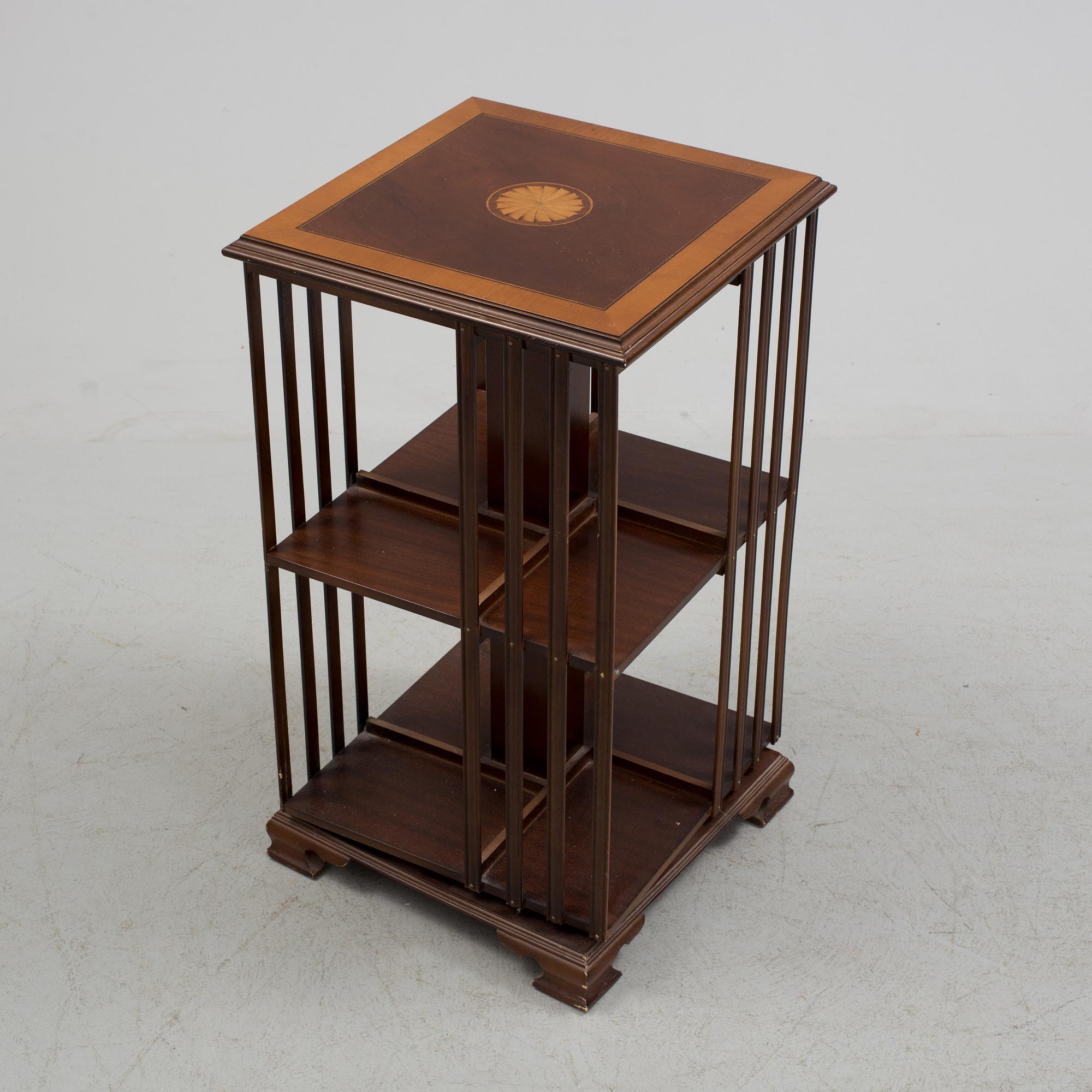 BOKSNURRA, engelsk stil, 1900-tal.