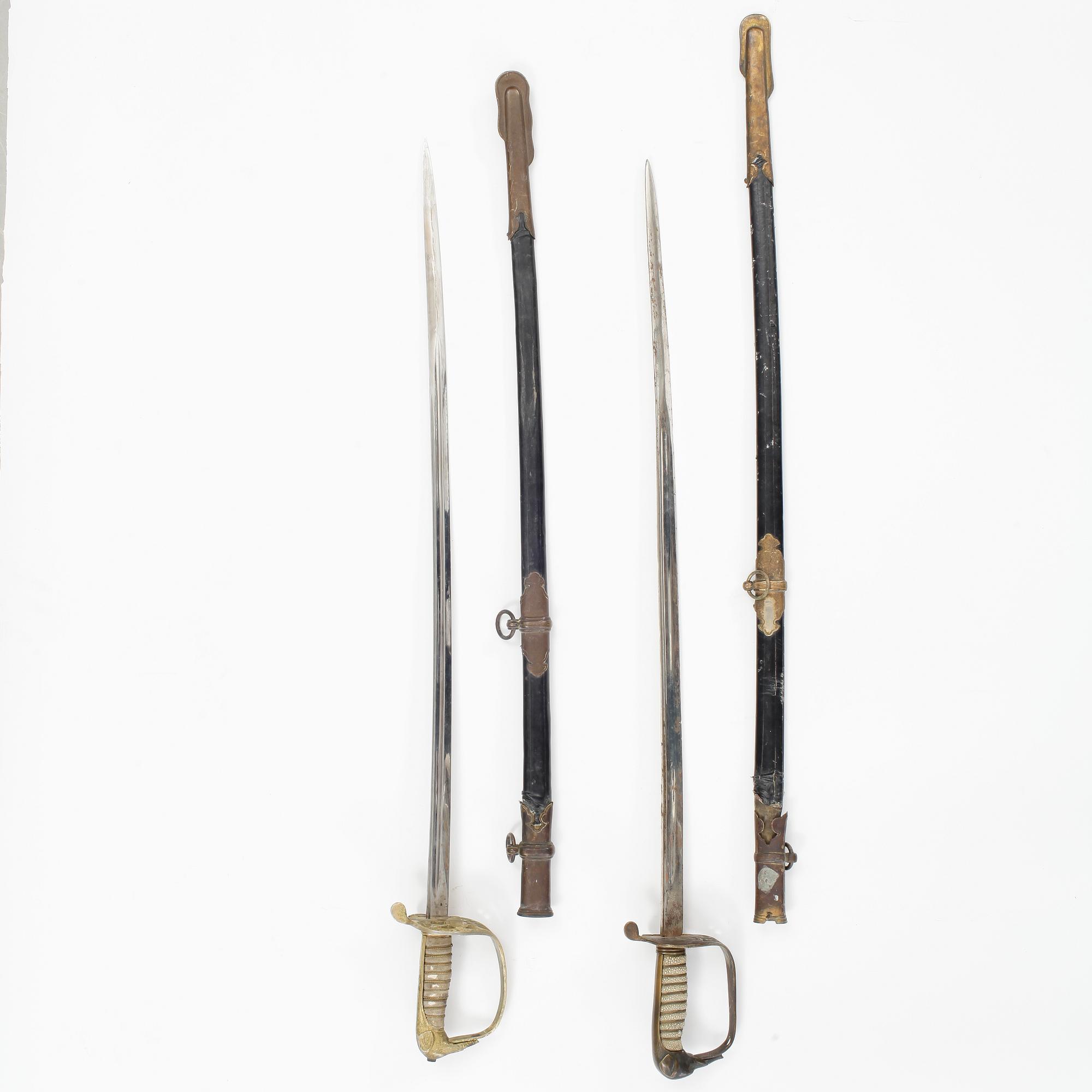 SABLAR, 2 st. Möjligen Indien. 1900-tal.