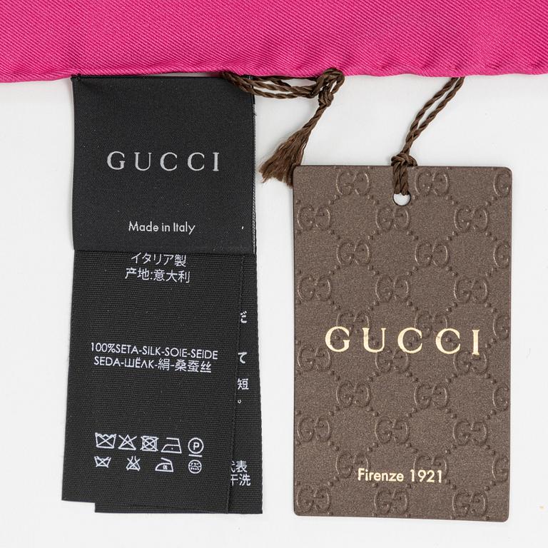 Gucci, scarf, "Flora".