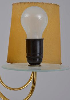 TAKLAMPA, femarmad. Paavo Tynell. Höjd 85 cm.
