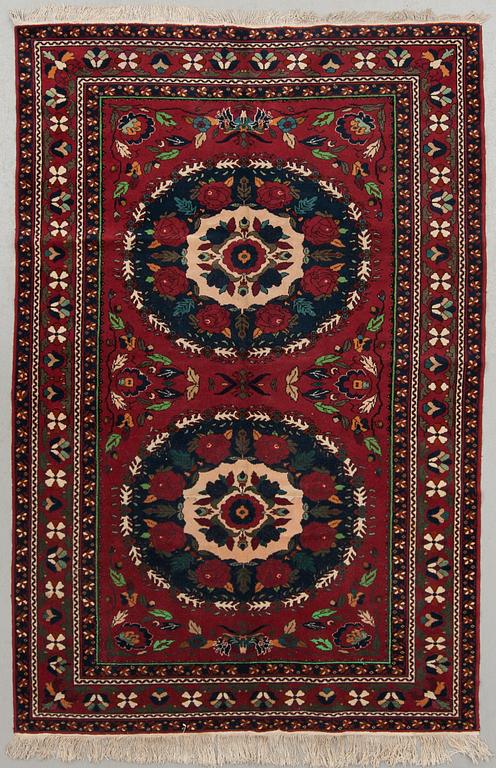 MATTA, old/semiantik, Baktiari, ca 230 x 152 cm.