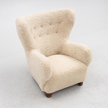 A Scandinavian Modern armchair, mid-20th Century.