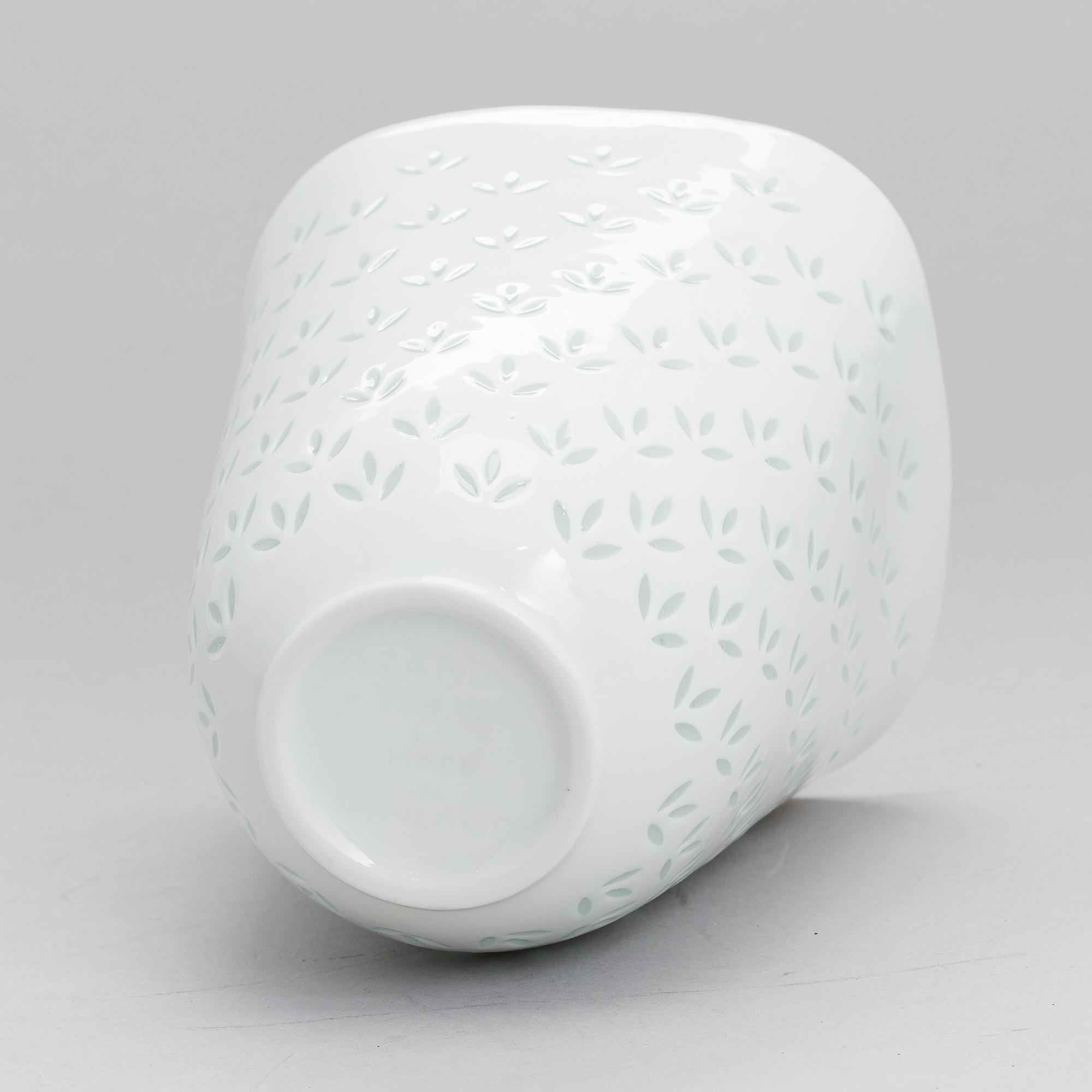 FRIEDL HOLZER-KJELLBERG, VASE, rice porcelain, signed F.H.Kj. Arabia Made in Finland.