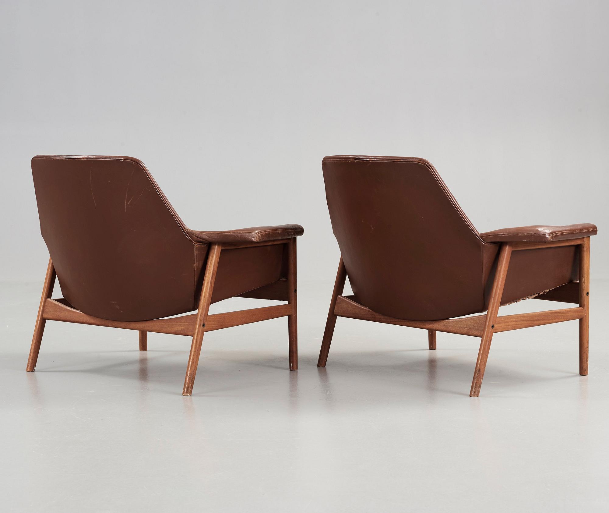 Ib Kofod-Larsen, fåtöljer, ett par Olof Persson, 1950-60-tal.