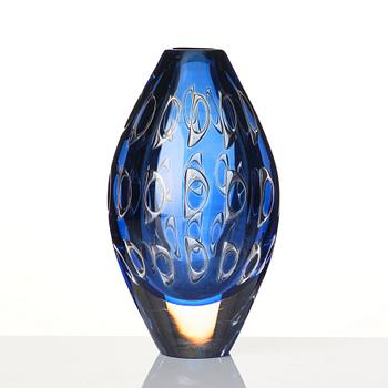 Ingeborg Lundin, a vase, Ariel, Orrefors, 1961.