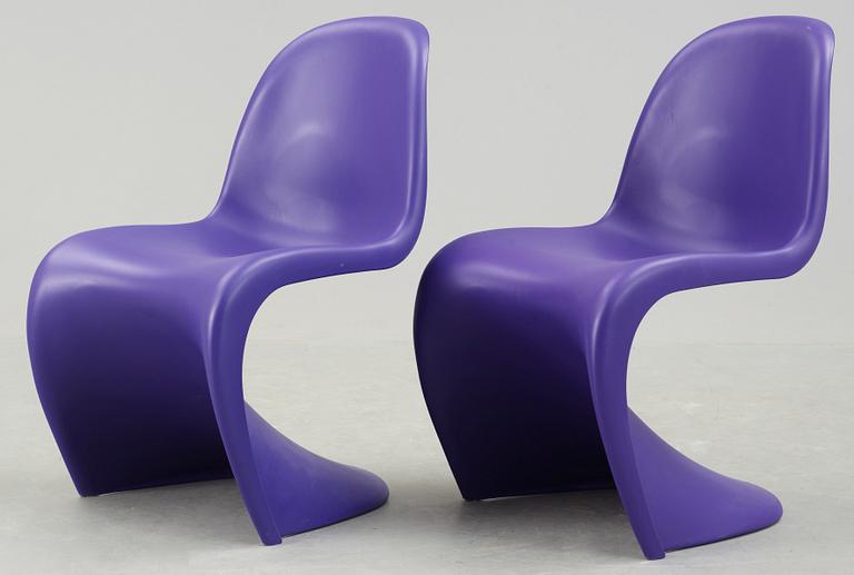 STOLAR, ett par, "Panton chair", Verner Panton för Vitra.