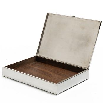 A 20th century sterling silver cigar-box.