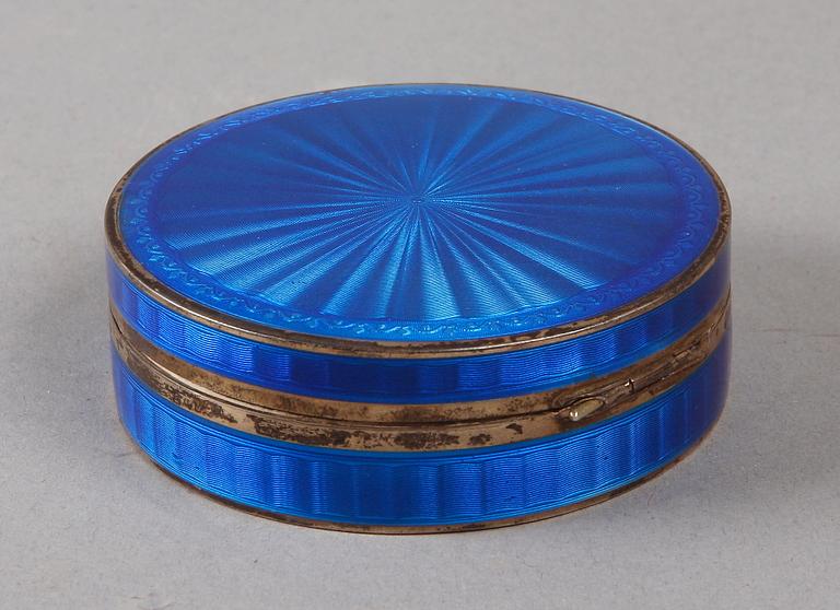 DOSA, sterlingsilver, emalj. 1900-tal.