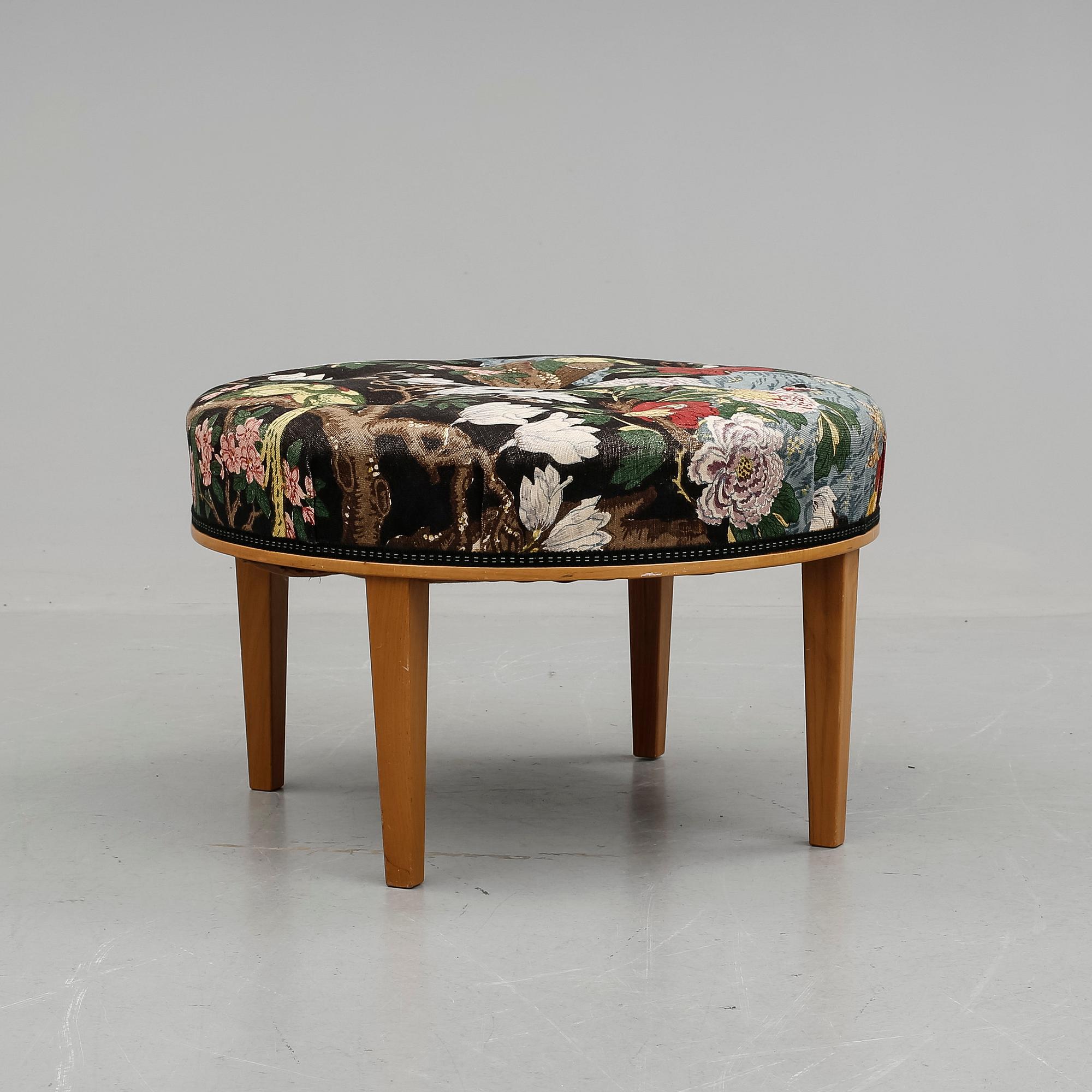 PALL, Josef Frank, Firma Svenskt Tenn, modell 647.
