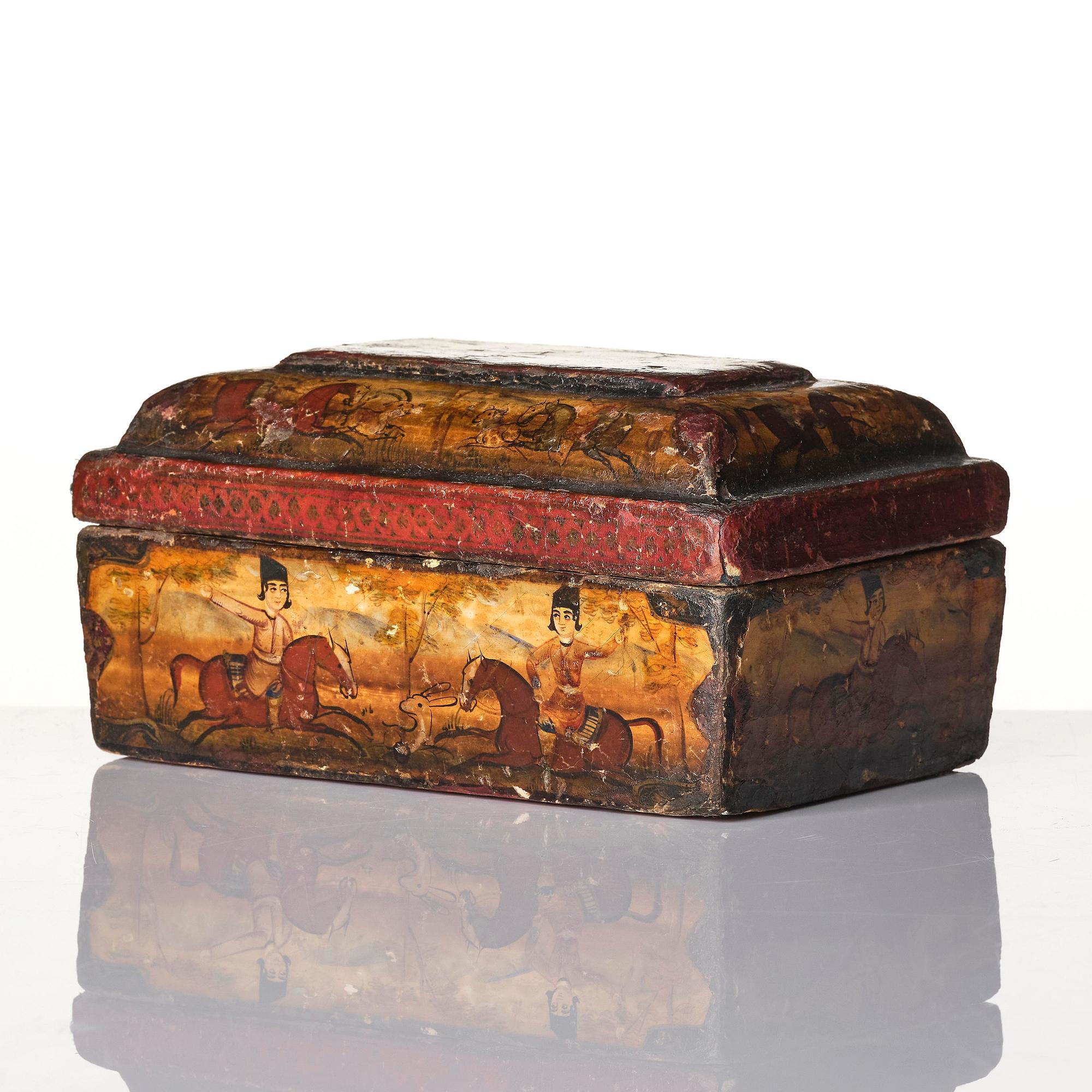 Qalamdan, lackerad papier maché, Persien, Qajardynastin, 1800-talets första hälft.