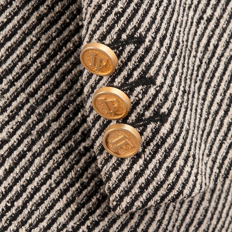 KAVAJ, Louis Féraud.