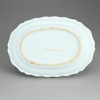 STEKFAT, porslin, Kina, Qianlong (1736-1795).