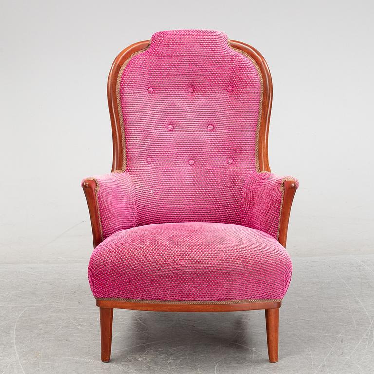 Carl Malmsten, a 'Vår Fru' armchair from OH Sjögren, second half of the 20th Century.