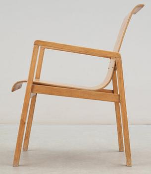 An Alvar AAlto birch plywood armchair, model 51, Huoneakalu-ja Rakennustyötehdas Oy, Artek, Finland.