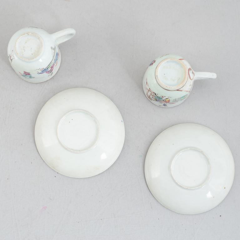 A group of 11 Chinese export porcelain pieces, Qing dynasty, 18th century.