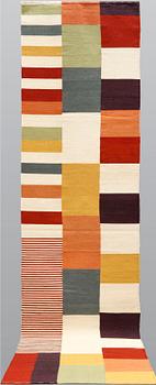 A runner flat weave, ca 393 x 80 cm.