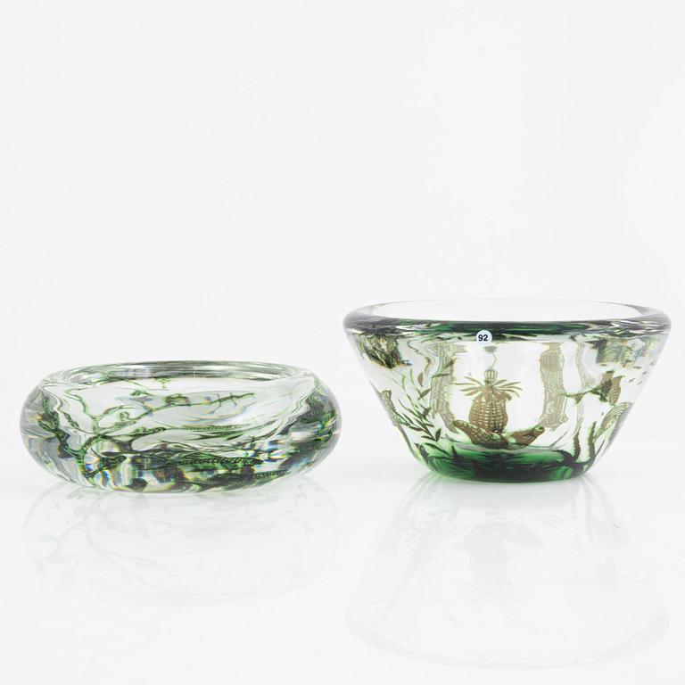 Edward Hald, two glass bowls, 'Fiskgraal', Orrefors.