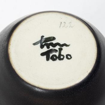Erich & Ingrid Triller, vases, 3 pieces and 1 dish, Tobo.