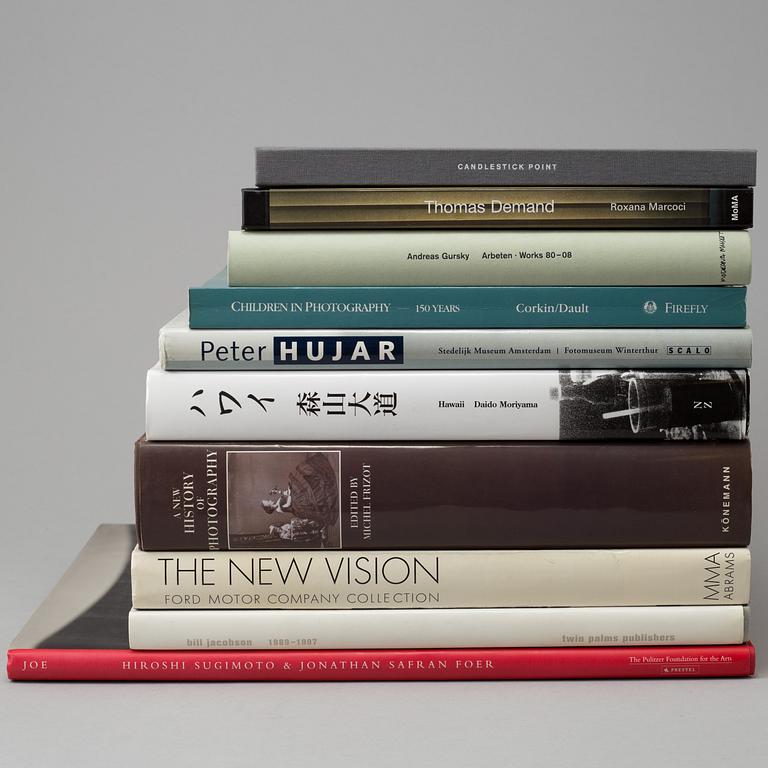 A set og 10 books, among othes , Andreas Gursky, 20th century.