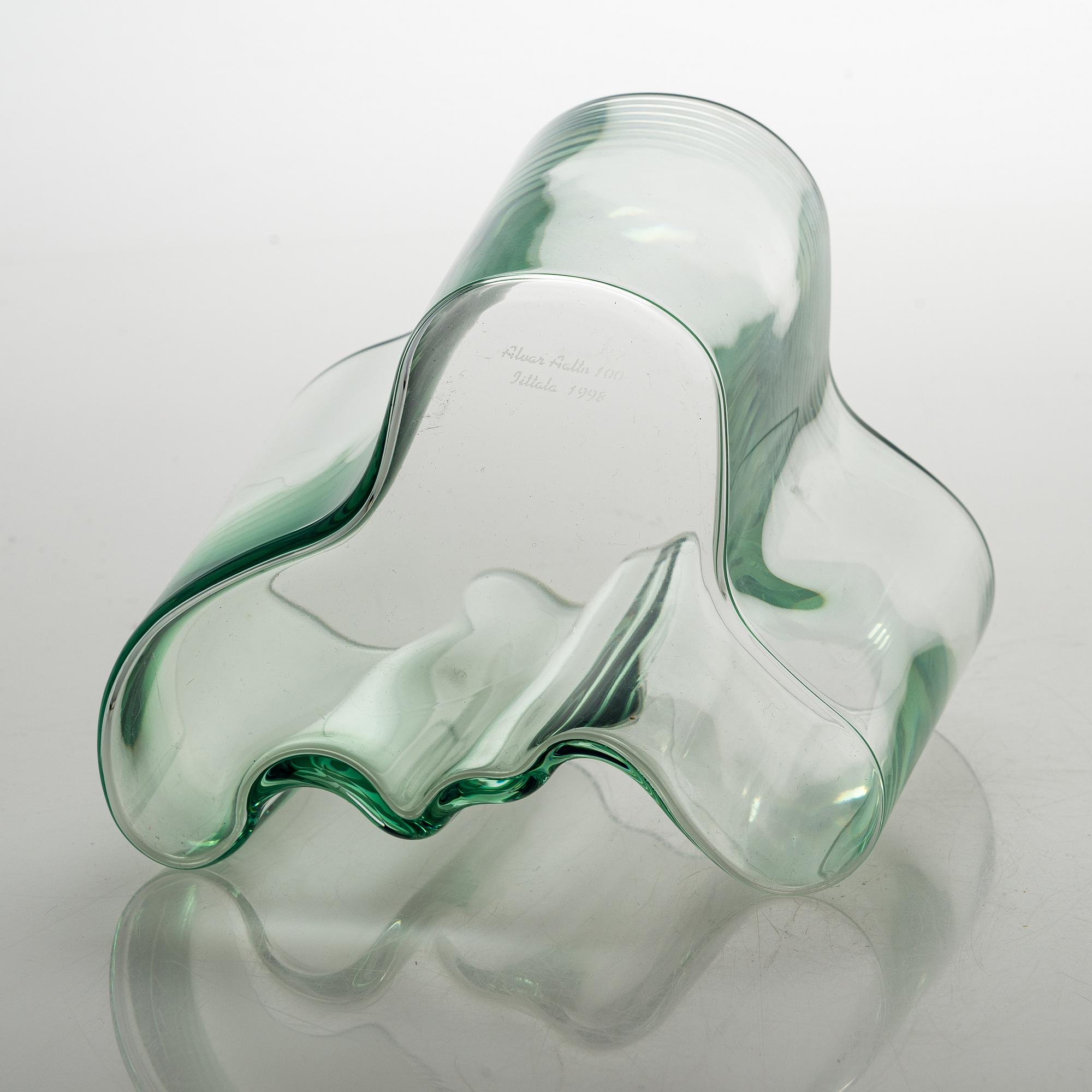 Alvar Aalto, A '3030' vase signed, Alvar Aalto 100 Iittala 1998