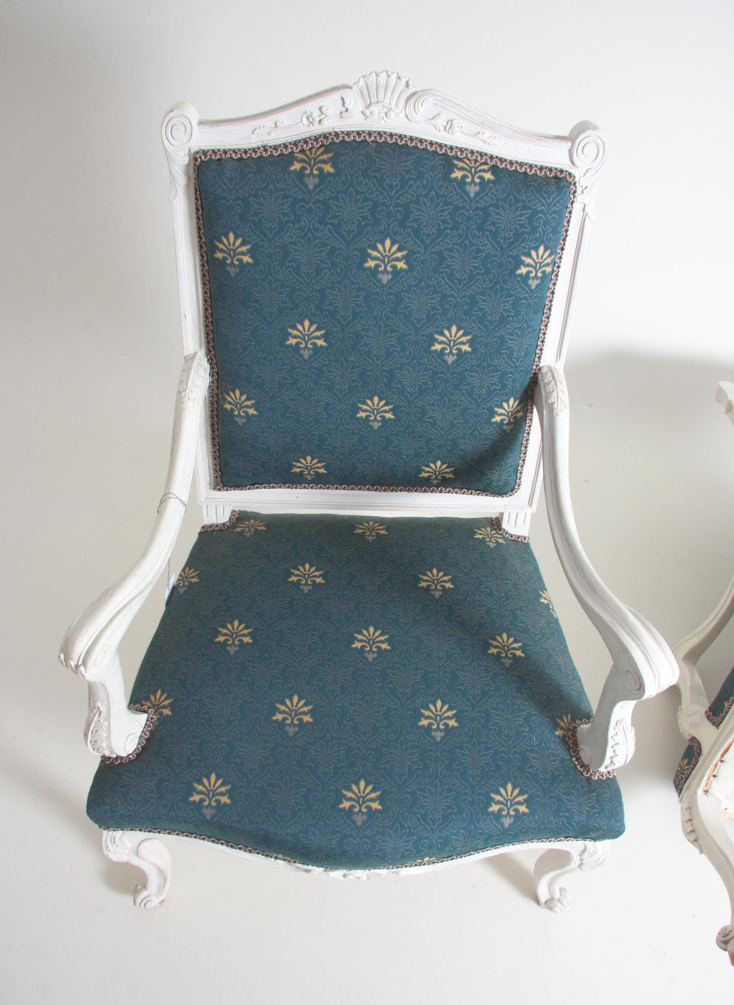 KARMSTOLAR, ett par, louis XV-stil.