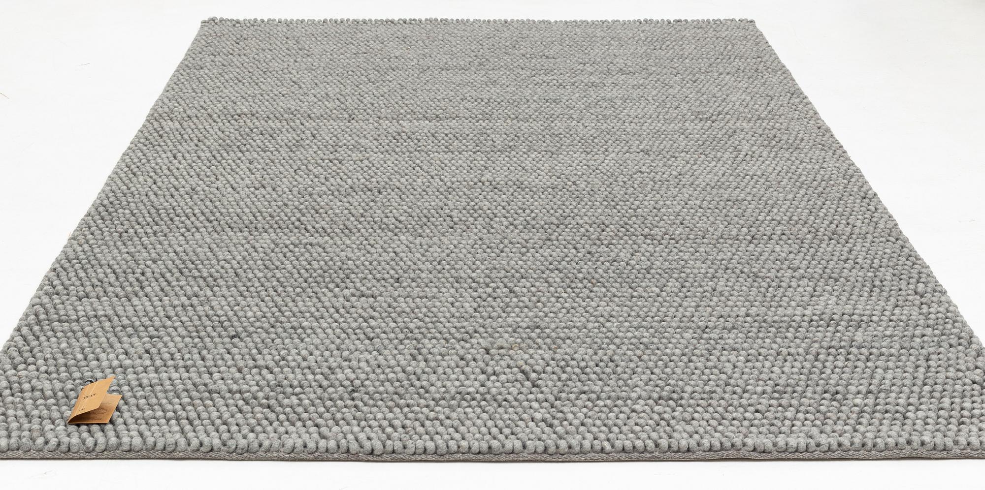 Matta, "Peas", HAY, Danmark, ca 297 x 200 cm.