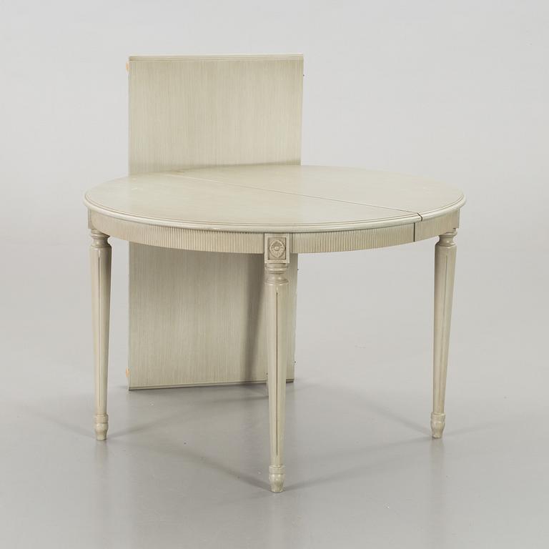 A set of table and 6 pcs of chairs, late 20th century,