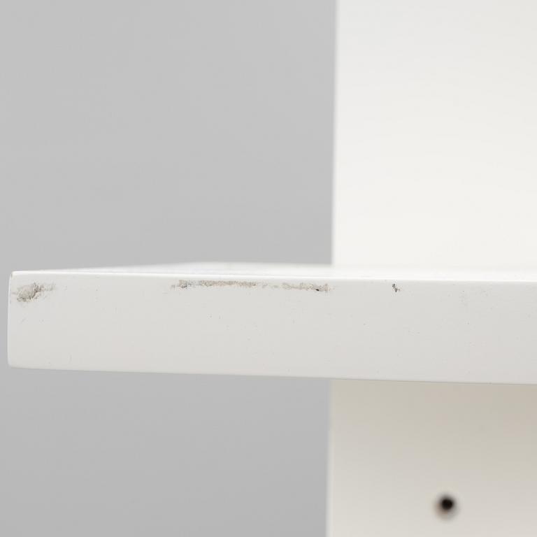 John Kandell, Shelf, 'Pilaster', Källemo.