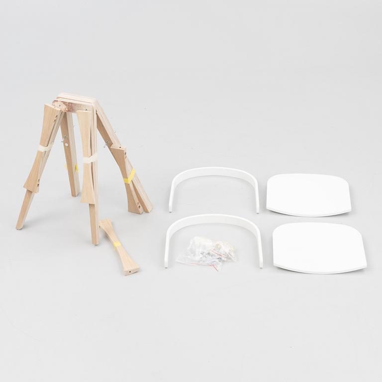 A pair of children's chairs, Oliver Furniture, 21st century.