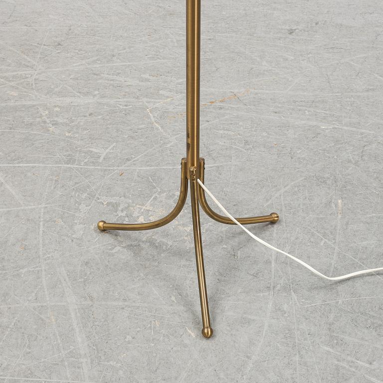 Josef Frank, golvlampa, modell 2326, Firma Svenskt Tenn.